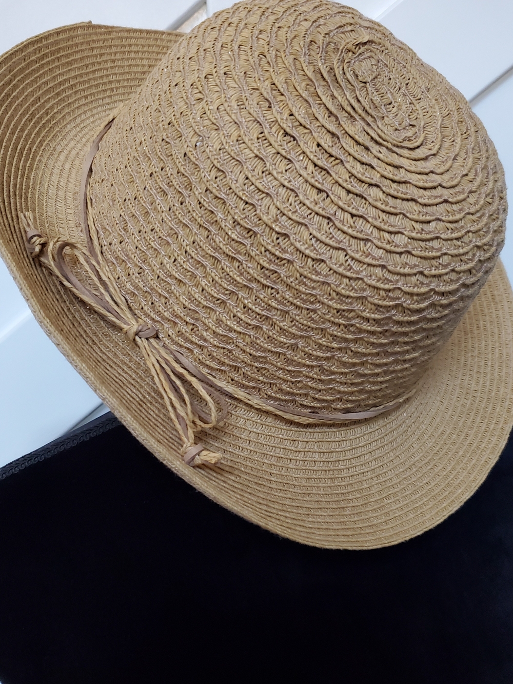 Women’s Tan Straw Sun Hat with Bow Trim